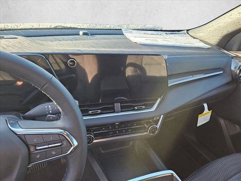 New 2026 Chevrolet Equinox LT FWD image 14