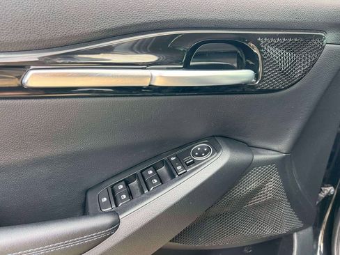 Used 2023 Kia Seltos S image 14