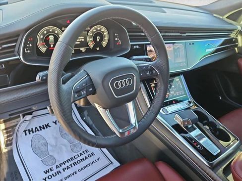 Used 2024 Audi SQ8 Prestige w/ Prestige Package image 10