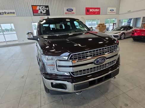 Used 2019 Ford F150 Lariat w/ Equipment Group 502A Luxury AWD/4WD image 4