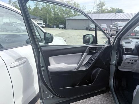 Used 2014 Subaru Forester 2.5i Premium AWD/4WD image 13