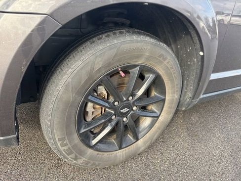 Used 2019 Dodge Journey SE w/ Premium Group image 7