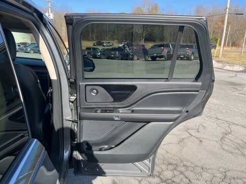 New 2024 Lincoln Aviator Reserve w/ Elements Package Plus image 41