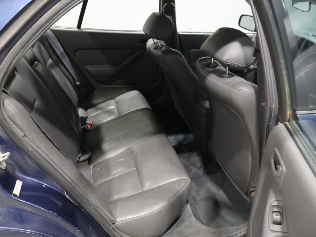 Used 1994 Toyota Camry XLE FWD image 21