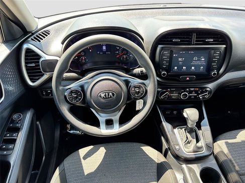 Used 2021 Kia Soul S FWD image 20