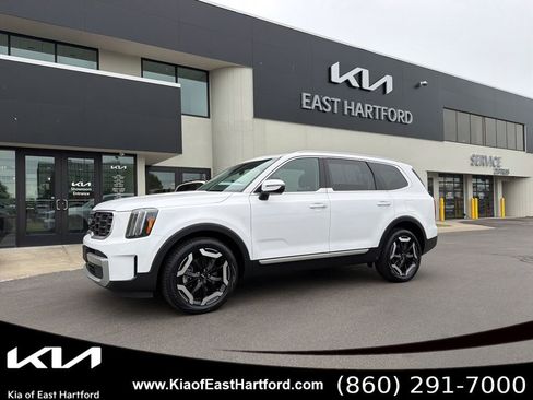 Used 2023 Kia Telluride S w/ S Sunroof Package AWD/4WD image 1