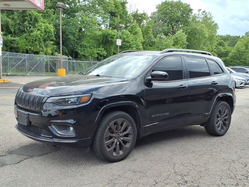 Used 2019 Jeep Cherokee High Altitude AWD/4WD image 3