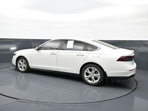 Used 2024 Honda Accord LX image 7