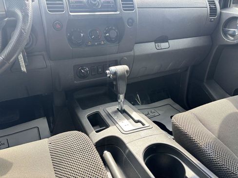 Used 2008 Nissan Xterra X AWD/4WD image 18