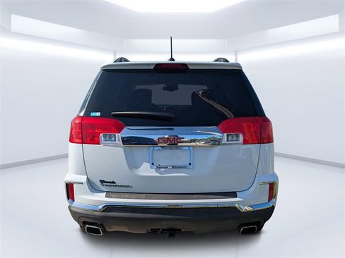 Used 2016 GMC Terrain SLE image 4