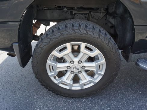 Used 2017 Nissan Titan SV RWD image 39