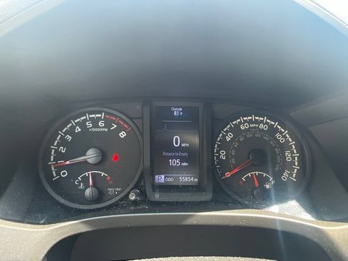 Used 2021 Toyota Tacoma SR AWD/4WD image 10