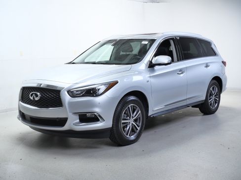 Used 2018 INFINITI QX60 FWD w/ Premium Plus Package image 9