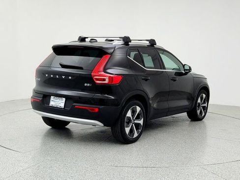 Certified 2023 Volvo XC40 B5 Ultimate w/ Climate Package image 5