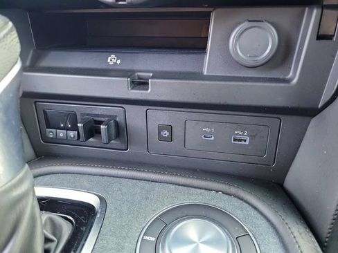 Used 2022 Nissan Armada SL w/ Midnight Edition Package RWD image 33