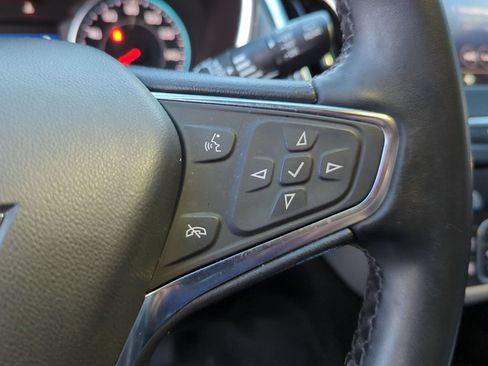 Used 2024 Chevrolet Equinox LT FWD image 12