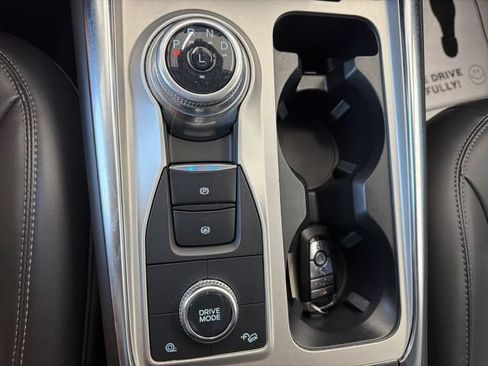 Certified 2023 Ford Explorer XLT w/ Equipment Group 202A AWD/4WD image 27