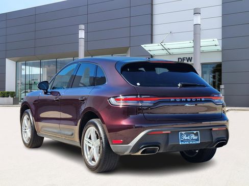 Used 2024 Porsche Macan image 4