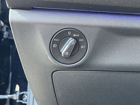 Used 2019 Volkswagen Jetta SEL Premium image 15