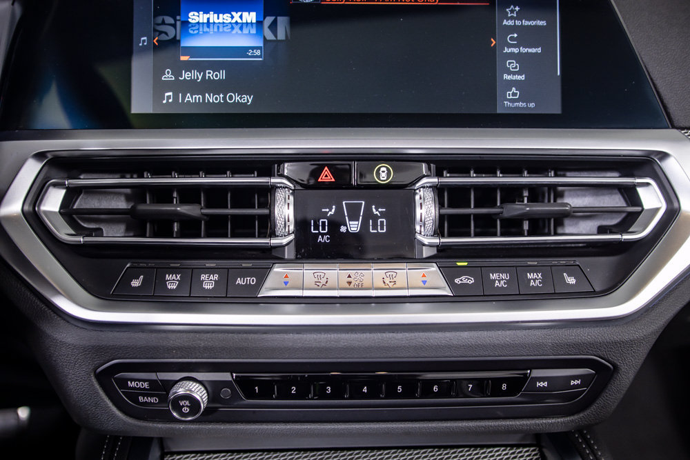 Used 2022 BMW M440i Convertible w/ Premium Package RWD image 33
