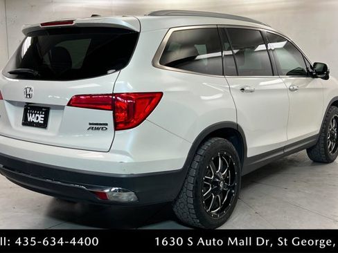 Used 2017 Honda Pilot Touring image 5