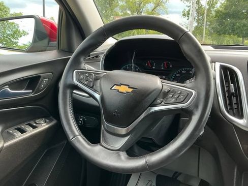 Used 2018 Chevrolet Equinox LT FWD image 22