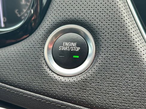 Used 2023 Cadillac XT6 Luxury FWD image 30
