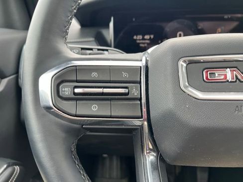 Used 2025 GMC Acadia Elevation w/ Elevation Premium Package AWD/4WD image 20