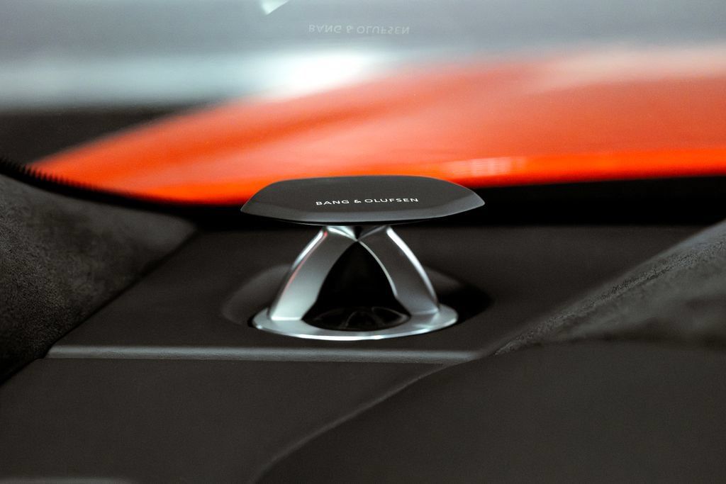 Used 2024 Lamborghini Urus S AWD/4WD image 21