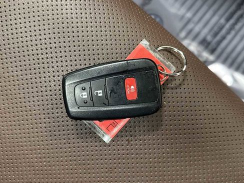 Certified 2022 Toyota 4Runner Limited image 33