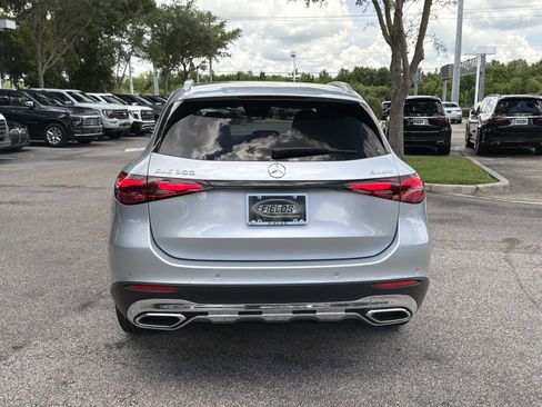 Certified 2025 Mercedes-Benz GLC 300 4MATIC image 4