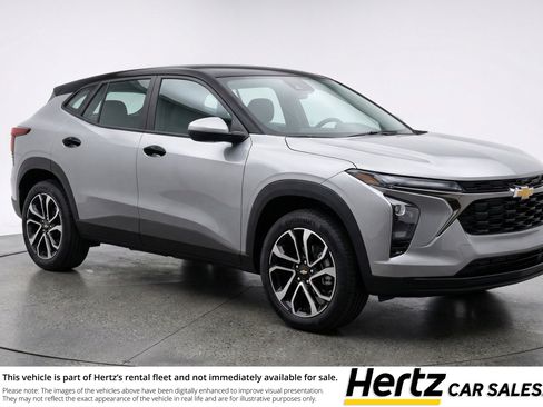 Used 2025 Chevrolet TrailBlazer LT image 1