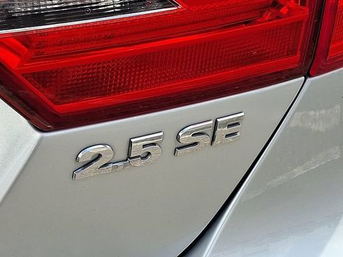 Used 2012 Volkswagen Jetta SE FWD image 31