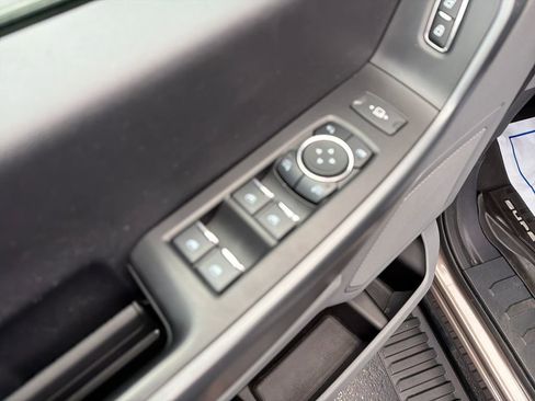 Used 2023 Ford F350 XLT image 17