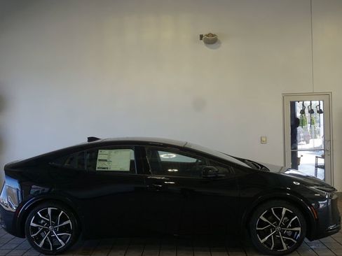New 2026 Toyota Prius Plug-In Hybrid image 17