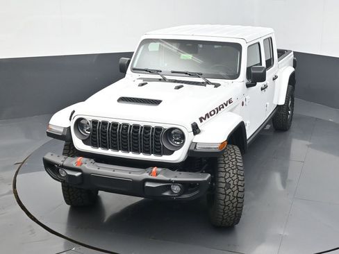 New 2026 Jeep Gladiator Mojave image 38