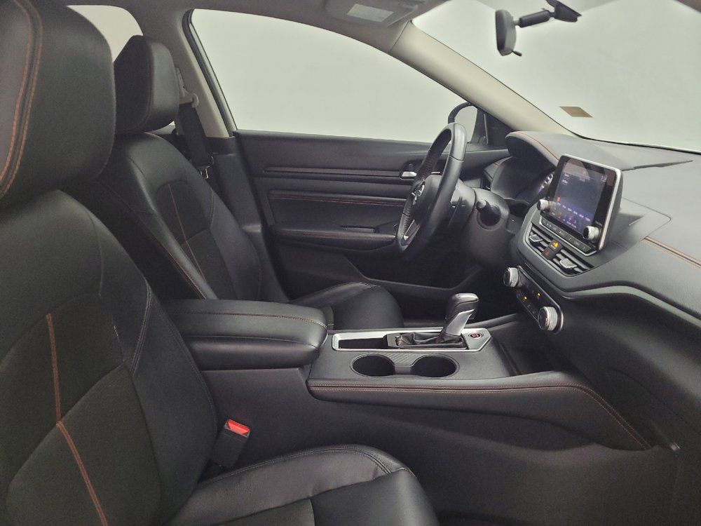Used 2019 Nissan Altima 2.5 SR FWD image 21