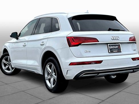Used 2021 Audi Q5 Premium image 11