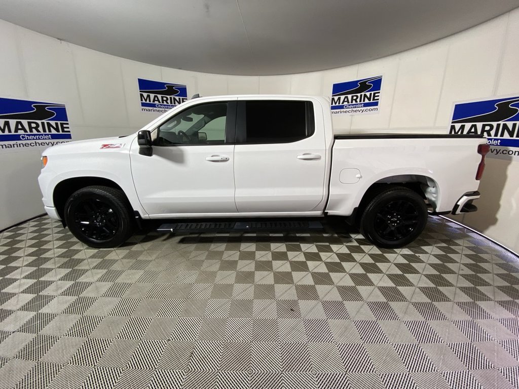 Used 2023 Chevrolet Silverado 1500 RST w/ Z71 Off-Road Package AWD/4WD image 10