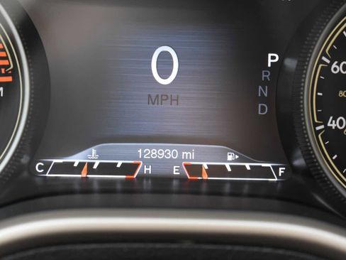 Used 2018 Jeep Cherokee Limited AWD/4WD image 20