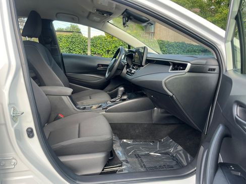 Certified 2025 Toyota Corolla LE w/ LE Premium Package AWD/4WD image 29