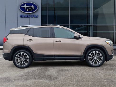 Used 2018 GMC Terrain SLT w/ Preferred Package image 8