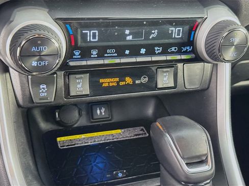 Used 2019 Toyota RAV4 XSE image 19