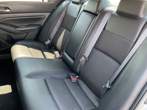 Used 2021 Nissan Altima 2.5 SR FWD image 33