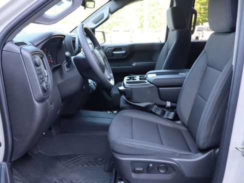 New 2026 Chevrolet Silverado 1500 Custom Trail Boss w/ LPO, Dark Essentials Package AWD/4WD image 6