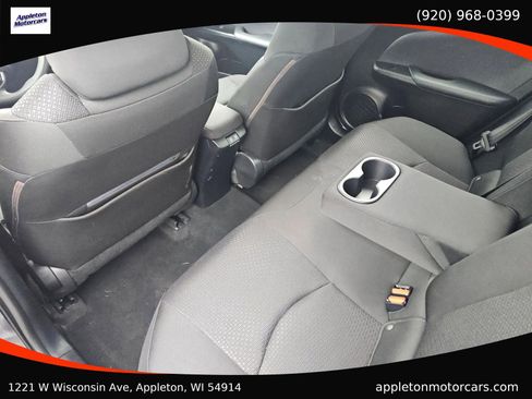 Used 2019 Toyota Prius LE image 35