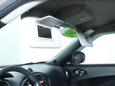 Used 2014 Nissan Juke S image 19