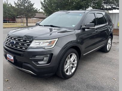 Used 2017 Ford Explorer XLT w/ Equipment Group 202A