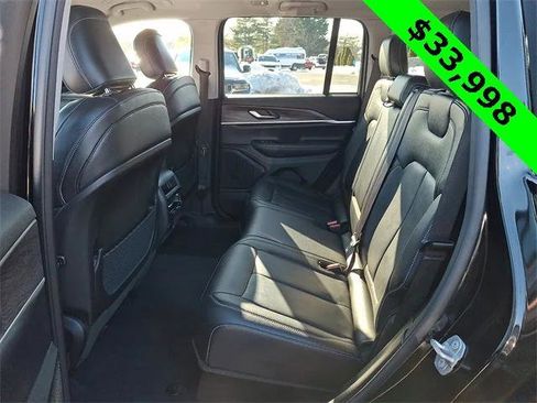 Certified 2023 Jeep Grand Cherokee Limited image 10