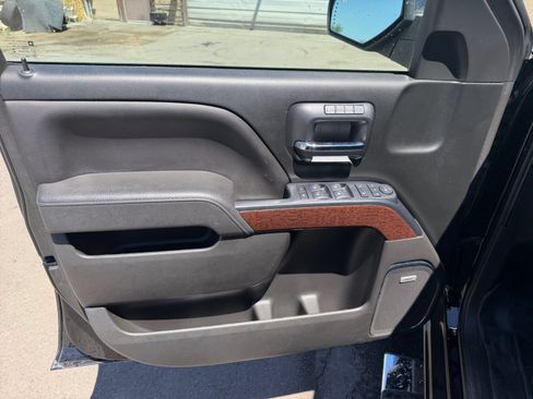 Used 2018 GMC Sierra 1500 SLT AWD/4WD image 18